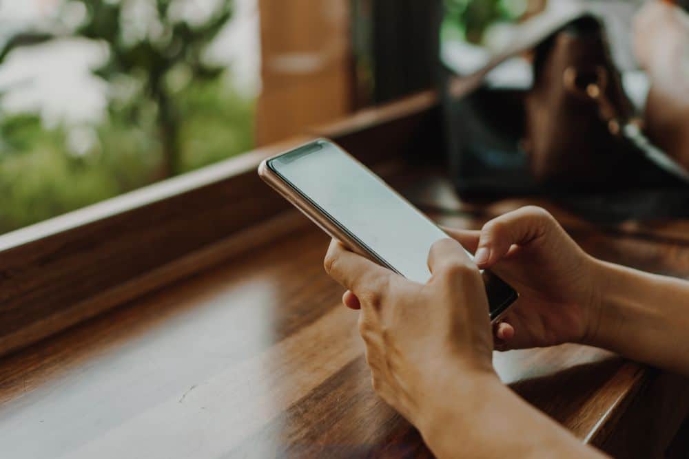 Qué celular tiene una batería