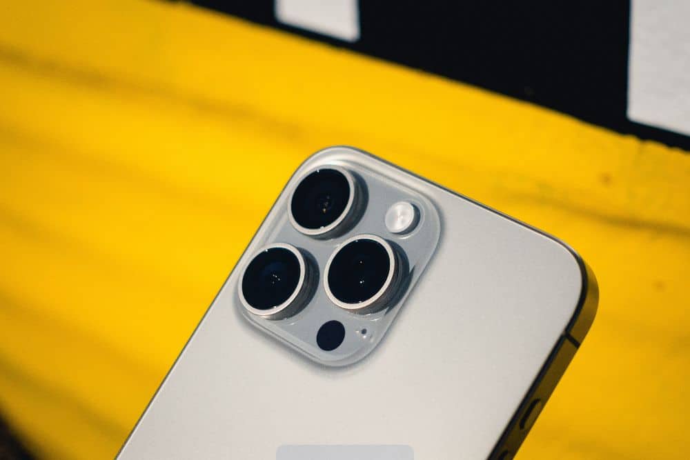Comparativa entre Huawei e iPhone para elegir el mejor smartphone en 2025