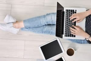 iPad o Laptop: ¿Qué es Mejor para Estudiantes?