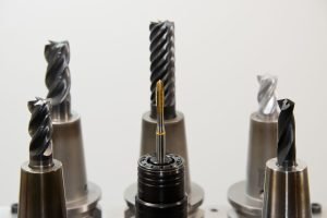 Brocas para madera, metal y concreto: ¿cómo elegir la correcta para cada perforación?