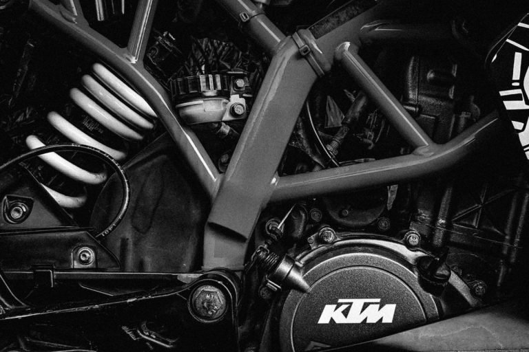 Componentes del motor KTM para amortiguadores