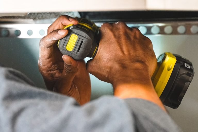 Taladro eléctrico y especificaciones técnicas