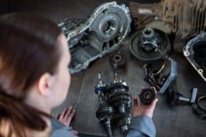 Cómo elegir un kit de distribución para tu auto y verificar su calidad real